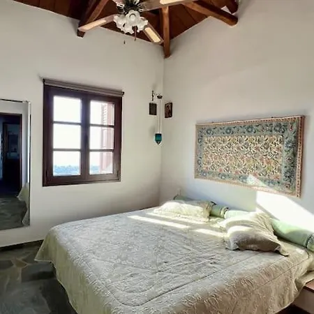 Kasteli - Secret Beauty In The Mountains 카리스토스