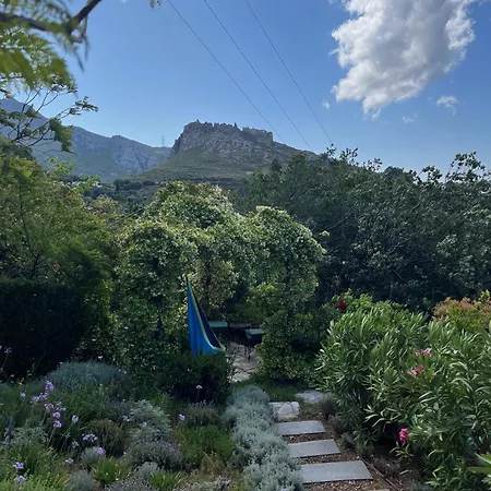 Kasteli - Secret Beauty In The Mountains *